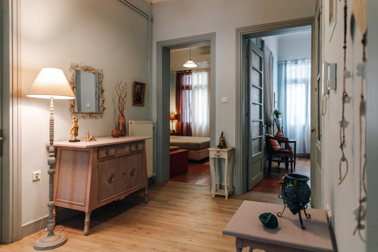 Monastiraki-Psiri, Old Town, 3-Bdr Apt, Sleep 6-10P, Spacious Court Yard Athén Kültér fotó
